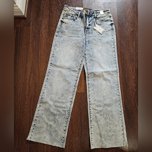 NWT Size 15/32 Judy Blue Jeans - Picture 1 of 5